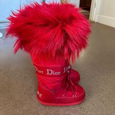 Vintage Christian Dior Red Moon Boots. Alexander Mcqueen Era. In Amazing Condition No Flaws And Gently Used. For Women’s 35-37 Dior Moon Boots, Red Moon Boots, Dior Boots, Christmas Boots, Vintage Christian Dior, Red Moon, Red Boots, Moon Boots, Dior Shoes