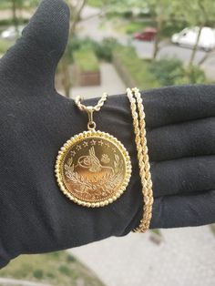 -Dorika Resat 5li -22K gold plated -made by a real goldsmith -Premium quality / no difference to the real -does not discolor (waterproof) -Diameter Ø: 40 mm -Chain + coin approx. 37.5g // coin only approx. 24g -Material: brass -Nickel free Gold Coin Jewelry, Gold Coin, Anarkali Dress, Coin Jewelry, Gold Coins, 22k Gold, Necklace Gold, Women's Jewelry, Favorite Jewelry