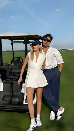 Chic Couple Outfits, Well Dressed Couple, Ralph Lauren Couple, Outfit Pareja, Golf Couple, Golf Aesthetic, Africa Trip, Couples Outfits, Senior Boy Poses