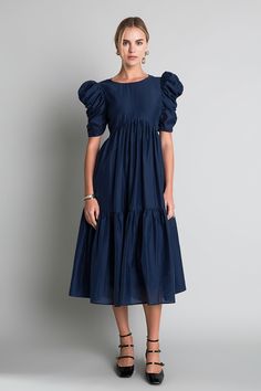 Midi Dress Styling, Blueberry Picking, Knitwear Trends, Outfit Upgrade, English Factory, Casual Party Dresses, Maxi Dress Sale, Navy Midi Dress, Feminine Silhouette