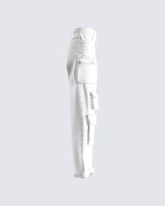 It’s giving stylish baddie that no one could come close to competing with 💅 Go through the day knowing you are serving nothing but looks, and vibes with these wide leg, white cargo twill pants. Complete with a mid-rise, loose fit, and cargo pocket detailing 🤍 White Cargo Pants With Cargo Pockets, White Wide Leg Cargo Jeans With Multiple Pockets, White Wide-leg Cargo Jeans With Multiple Pockets, White Cotton Wide Leg Pants With Belt Loops, White Utility Cargo Jeans With Pockets, White Cotton Pants With Cargo Pockets, White Baggy Cargo Pants With Hip Pockets, White Cotton Pants With Multiple Pockets, Utility White Cargo Pants With Multiple Pockets