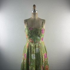 Anthropologie L 2 Girls From Savoy Retro Floral Silk Chiffon Fit Flare Sundress. Fits Approximately : Extra Small To Small; Label States 2 - Garment Has Side Panels With Stretch. Bust : 32” Unstretched Waist : 25” Unstretched Bodice Length : 15” Including Straps Overall Length : 38” Nwt. Excellent Condition. Never Worn. 0000 New To Poshmark? Use Code "Shesabettie" For $10 Off Your First Purchase! Angora Sweater Dress, Textured Bodycon Dress, Teal Green Dress, Mini Tunic Dress, Sweater Maxi Dress, White Sundress, Textured Dress, Ribbed Dresses, White Midi Dress