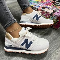 Cute Running Shoes, Shoes Outfit Fashion, Cute Nike Shoes, Cute Sneakers, New Balance 574, Cute Nikes, Balance Shoes, Nike Shoes Women, New Balance Shoes