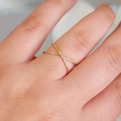 14k Gold Crossed Ring, Cross 14K Solid Gold Ring, Minimalist Crossover Ring, Cross Thumb Ring Real Gold, Pointer Ring,  Simple Crossover  - Made in NYC - Custom Gold Color: Rose Gold, Yellow Gold, White Gold, in 14k  * Gold KT: 14K (18K and Platinum Available upon Request) Made to Order - Gold Kt: 14K (also available in 18K) - Available Gold Color: Rose Gold, Yellow Gold, White Gold - Ring Features:  - Widest Part of   X :8mm - Band thickness : 1.1mm -Diamond: 1 Pc , 1.0 mm  -Diamond Clarity & C 14k White Gold Open Band Midi Rings, Gold Minimalist Stackable Bypass Ring, Minimalist Gold Stackable Bypass Ring, Dainty 14k Gold Open Bypass Ring, 14k Gold Minimalist Bypass Ring With Ethical Diamonds, Yellow Gold Fine Jewelry Open Band Midi Rings, Delicate 14k Gold Open Band Midi Rings, Minimalist 14k Gold Bypass Ring For Anniversary, Dainty 14k Gold Bypass Promise Ring