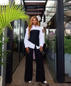 French Chic Fashion Classy, Afrotech Conference Outfits, Cooperate Wears Ideas For Ladies, Corporate Outfits Black Women, Office Wear Black Women, Boss Lady Outfit Classy, Formal Attire Outfit, Corporate Office Outfits Women, Conference Outfits Women