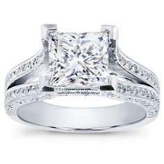 a princess cut diamond engagement ring