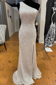 One Shoulder Ivory Sequined Long Party DressOne Shoulder Ivory Sequined Long Party Dress White One Shoulder Prom Dress, White Prom Dress Long Tight, One Strap Prom Dress, White Sequin Dress Long, Hot Pink Long Dress, Grade Dresses, High Neck Evening Gown, Prom Dresses One Shoulder, Black Sequin Prom Dress