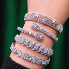 Luxury Trendy Bangle Bracelet Grandmother Jewelry, Earrings Luxury, Stackable Bangles, Cubic Zirconia Bracelet, Silver Ring Set, White Bracelets, Popular Jewelry, Deco Jewelry, Stunning Jewellery