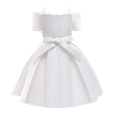 Make your little princess look like royalty with our Baby Girl Solid Color Sling Princess Fashion Dress. From the fun and flirty color to the intricate detailing, this dress will make your child shine at any special occasion. It's the perfect choice for stylish, effortless elegance! COLOR White, Red, Pink, Light Pink, Beige GENDER Baby Girl, Girl MATERIAL Polyester PATTERN Plain (Solid) SEASON Summer SIZE (AGE) 100 (2-3Y), 110 (3-5Y), 120 (5-7Y), 130 (7-8Y), 140 (8-10Y), 150 (10-12Y) Formal Baby Dress, Girls Princess Dress, Baby Girl Princess Dresses, Princess Fashion, Dress Children, African Print Dress Designs, Mommy And Me Dresses, Kids Party Dresses