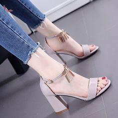 Elegant Shoes Heels, Heel Sandals For Women, Mexican Sandals, Purse Design, Fairy Shoes, Trendy Heels, Shoes Heels Classy