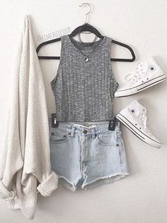 Pinterest: @ B R I A N A Converse Outfits, Stil Boho, Tumblr Outfits, Trend Fashion, Outfit Goals, Fashion Mode, Teen Fashion Outfits