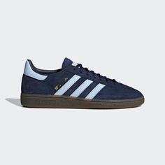 Handball Spezial Shoes Collegiate Navy / Clear Sky / Gum BD7633 Spezial Shoes, Adidas Handball Spezial, Adidas Handball, Adidas Spezial, Shoe Inspo, Clear Sky, Adidas Shop, Swag Shoes, Adidas Gazelle Sneaker