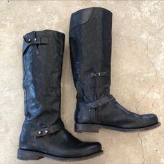 rag & bone Knee high black leather motorcycle boot in a size 8. 1 inch stacked heel. Half zipper for easier access. Height is 15 inches from sole. Fantastic condition! Only worn a few times. Motorcycle Boot, Leather Motorcycle Boots, Black Leather Riding Boots, Leather Riding Boots, Motorcycle Boots, Stacked Heel, Boot Shoes Women, Rag & Bone, Knee High Boots