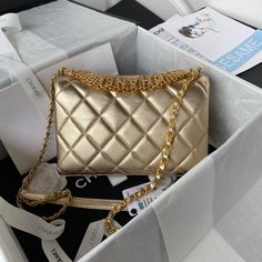 Description CC Flap Bag Small Gold Bag For Women 15cm/6in Rep 1:1 Size: 15 × 23 × 7 cm / 6 × 9 × 3 in Strass & Gold-Tone MetalGold Small Gold Includes dust bag. This product is of the best quality. Chanel Flap Bag, Gold Bag, Luxury Bag, Bag For Women, Flap Bag, Fashion Handbags, Small Bags, Evening Bags, Real Leather