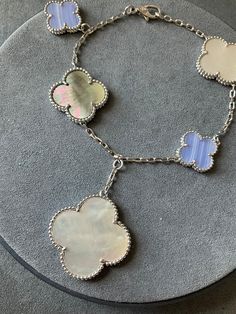 Mother of Pearl chalcedony Charm clover bracelet 925 silver 18k white gold plated 7.5 inches long Clover Bracelet, Bangle Ring, Mother Of Pearl, Onyx, Bangle Bracelets, 925 Silver, 18k Gold, Gold Plate, Bangles