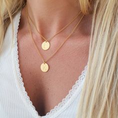 "Personalized Round Initial Necklace for Her: Dainty unique initial necklace ideas in gold, rose gold, sterling silver 925. The perfect gift for mom, grandma, wife, sister, best friend or yourself. ✨✨ PERSONALIZED GIFT BOXES: https://www.etsy.com/listing/1066712740/mynamenecklace-personalized-gift-box ✨ SIZE & MATERIALS ✨ Material: Sterling Silver 925, 18K Gold Plated Sterling Silver 925, 18K Rose Gold Plated Sterling Silver 925, 18K Gold Vermeil Plated Sterling Silver 925 Thickness: 0.7 mm / 0. Initial Pendant Necklace Gift For Her, Tarnish Resistant Initial Pendant Necklace For Her, Tarnish Resistant Initial Pendant Necklace As Gift For Her, Minimalist Rose Gold Jewelry With Initials, Rose Gold Initial Pendant Jewelry With Delicate Chain, Minimalist Initial Pendant Clavicle Chain, Rose Gold Initial Pendant With Delicate Chain, Delicate Engraved Initial Pendant Jewelry, Minimalist Initial Pendant Coin Necklace For Gift