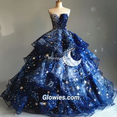 Moon Star Dress, Dress Inspiration Drawing, Prom Dress Celestial, Galaxy Quinceanera Dresses, Star And Moon Dress, Celestial Wedding Dress Blue, Celestial Quinceanera Dress, Moon And Stars Wedding Dress, Celestial Dress Aesthetic