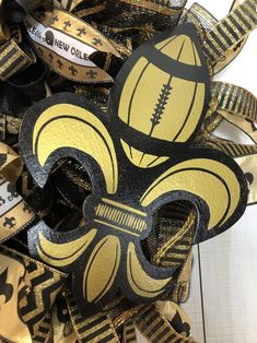 a new orleans saints football fan wreath