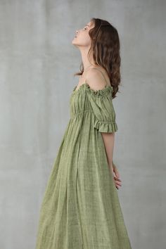 Green Summer Dress With Straight Neckline, Green Bohemian Dress With Square Neck, Green Square Neck Bohemian Dress, Green Bohemian Square Neck Dress, Green Linen Sundress Maxi Dress, Green Linen Beach Dress Elegant, Elegant Green Linen Beach Dress, Elegant Green Linen Summer Dress, Flowy Green Linen Dress