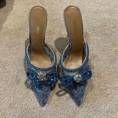 Clear Diamond Blue Mules Size 8.5 Never Worn Bought For Baby Shower - Brand New Blue Mules, Cheetah Print Heels, Steve Madden Pumps, Vintage Pumps, Christian Louboutin So Kate, Green Heels, Leather Gladiator Sandals, Leopard Heels, Hot Heels