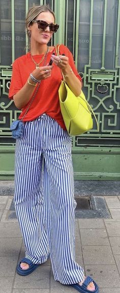 Fun Pants Outfit Summer, Europe Outfits, Classy Fashion, Photo Style, Fashion Mistakes, Style Mistakes, Beauty Art, Looks Style, Mode Inspiration