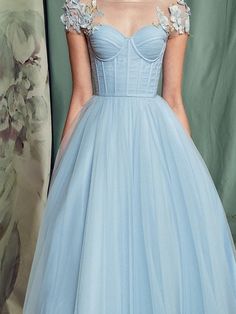 🚚FREE Shipping on orders over $80 ✨ use Code: "Mylook" for Extra Discount at checkout ﻿- 📏Sizing: run a little small 📏 Selling Points 1. Gender: Women's 2. Style: Party 3. Occasion: Summer Dress Wedding Guest Birthday Vacation 4. Dresses Type: Party Dress Bridal Shower Dress Semi Formal Dress Corset Dress 5. Neckline: Boat Neck 6. Design: Pleated Lace 7. Season: Summer Spring 8. Fit Type: Slim 9. Dress Length Type: Midi Dress Specifications Gender: Women's, Style: Fashion, Romantic, Party, Occasion: Summer Dress, Wedding Guest, Graduation, Birthday, Tea Party, Holiday, Vacation, Dresses Type: Party Dress, Empire Waist Dresses, Bridal Shower Dress, Homecoming Dress, Semi Formal Dress, Corset Dress, Neckline: Boat Neck, Fabric: Tulle, Design: Pleated, Lace, Elasticity: Micro-elastic, Patt Summer Banquet Gown With Fitted Bodice, Blue Fitted A-line Bridesmaid Dress, Blue A-line Dress With Lined Bodice, Light Blue A-line Prom Evening Dress, Fitted Bodice Sweetheart Neckline Dress For Debutante Ball, Light Blue A-line Party Dress, Fitted Blue Tulle Ball Gown, Blue Evening Dress With Corset Back And Fitted Bodice, Blue Party Gown With Corset Back