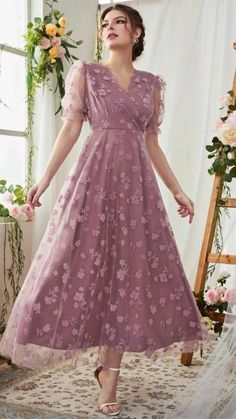 Frocks For Women Party, Frock Designs For Women, Organza Frocks, Frock Models, Simple Frock Design, Long Frock Designs, Casual Frocks, Simple Frocks, Fancy Frocks