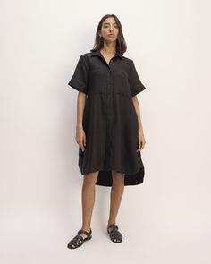 The Linen Daytripper Shirtdress Collared Shirt Dress With Buttoned Pockets And Relaxed Fit, Relaxed Fit Collared Shirt Dress With Buttoned Pockets, Relaxed Fit Knee-length Shirt Dress With Placket, Relaxed Fit Knee-length Shirt Dress, Short Sleeve Shirt Dress With Buttoned Pockets For Work, Short Sleeve Shirt Dress With Buttoned Pockets For Daywear, Summer Shirt Dress With Buttoned Pockets Relaxed Fit, Relaxed Fit Shirt Dress With Buttoned Pockets For Summer, Relaxed Fit Collared Shirt Dress With Pockets