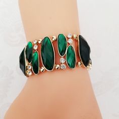 Green Stone Chunky Women's Bracelet Approx 8" Length, 1.5 " Wide, Stretch, Gold Tone New Elegant Green Stretch Bracelet For Party, Green Stone, Green Gold, Womens Jewelry Bracelets, Womens Bracelets, Green And Gold, New Color, Gold Tones, Women Jewelry