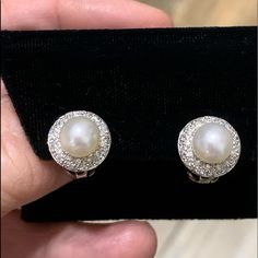 Nwot Genuine 14kw Fresh Water Cultured Pearl (7mm) & Dia. Halo (11.50mm Diameter), Omega Back Earrings, Beautiful Sturdy Pair Of Earrings. There Is A Matching Pendant Also Available In My Closet. Earrings Color, Cultured Pearls, Fresh Water, Halo, Color White, Jewelry Earrings, Women Jewelry, Pendant, Water