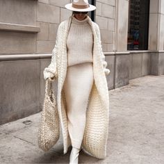 Please Lmk If You Want To Sell Expensive Fashion Outfits, Elegant White Oversized Cardigan, Elegant Long Cream Cardigan, Elegant Knit Outerwear In Winter White, Chic Knit Outerwear In Winter White, Chic Chunky Knit Cardigan, Chic Beige Chunky Knit Cardigan, Elegant Winter Chunky Knit Cardigan, Elegant Winter Cardigan With Chunky Knit