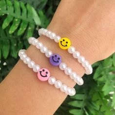 Handcraft Ideas, Smiley Bracelet, Ideas Pulseras, Preppy Accessories, Pony Bead Bracelets, Yellow Smiley Face