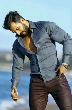 Ginger Hair Men, Handsome Indian Men, Indian Male Model, Men Photography, Mens Fashion Classy, Mens Fashion Casual Outfits, Muscular Men, Well Dressed Men, Good Looking Men