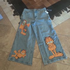 Hot Topic/Her Universe Cotton And Spandex Garfield Collection Wide Leg Jeans Size 18 Brand New Waist Apprx 42 Around Has Stretch Fits True Jean Projects, Orange Denim Bottoms For Spring, Casual Orange Summer Jeans, Garfield Outfit Ideas, Painted On Jeans, Casual Mid-rise Orange Bottoms, Funky Jeans, Cool Clothes, Spring Orange Denim Bottoms