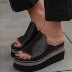 Only Worn Once Naked Feet Flow In Black Platform Sandals Feet Shoes, Black Platform Sandals, Clog Sandals, Black Platform, Platform Sandals, Street Style, Women Shoes, Sandals, Women Shopping