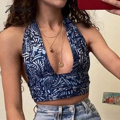 Tavimart Summer Sexy Cross Halter Tops For Women Holiday Party Bandage Backless Y2K Crop Top Cute Halter Top Outfits, Party Style, Summer Beach Tops, Backless Top Aesthetic, Tops For Big Busted Women, Crop Tops Aesthetic, Halter Neck Tops, Vintage Tops 90s, Funky Tops