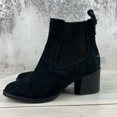 464iobi Ugg Faye Black Suede Heel Booties Women's 9.5 In Great Condition Light Signs Of Wear Elasticised Insets For A Snug Fit Shoesleftnright Inv:531y4 464 Offers Welcome Black Suede Chelsea Boots Ankle-high, Black Suede Ankle-high Chelsea Boots, Winter Black Chelsea Boots With Suede Lining, Black Fall Boots With Suede Lining, Black Boots With Suede Lining For Fall, Black Suede-lined Boots For Fall, Black Chelsea Boots With Block Heel For Winter, Black Block Heel Chelsea Boots For Winter, Black High Heel Chelsea Boots With Stacked Heel