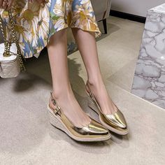 Olivia Mark - Vintage Soft Leather Sandals for Outdoor Wear Casual Work Shoes, Soft Leather Sandals, Shoe Sole, Vintage Soft, Buckle Sandals, Thick Heels, Toe Shoes, Outdoor Wear, Work Shoes