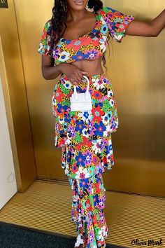 Olivia Mark - Chic and Versatile Flounce Two-Piece Set with Colorful Contrast Print, U-Neckline, and Short Sleeves for Everyday Casual Wear Chic And Elegant, U Neck, Two Piece Dress, Two Piece Sets, Olivia Mark, Daily Fashion, Skirt Length, Casual Wear, Two Piece