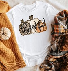 Thankful Leopard Crewneck or Tee / Fall T-Shirts / Fall Crewnecks / Fa – simplystitcheddesigns White Relaxed Fit Shirt For Fall, Fall Tshirt Ideas, Fall Shirt Ideas, Thankful Pumpkin, Leopard Pumpkin, Faith Clothing, Express Gratitude, Cozy Moments, Autumn T Shirts