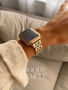 GoodsTemple gives you the option to order both the watchband and Watch Case together! Have your look completed and stand out from the rest! 🍀 ⭐️GOODSTEMPLE WATCHBANDS. THE BEST WATCHBANDS YOU WILL EVER OWN! ⭐️ Versatile unisex design to suit both woman's and mens Luxury styling. ⭐️ ⭐️The classic choice for luxury lovers who know how to elevate their style.  Made of the highest-quality durable stainless steel and available in a range of stylish tones.  👌🏽The watch bands are easily interchange Large Watches For Women, Luxury Timeless Leather Watch Bands, Lagos Apple Watch Band, Mixed Metal Apple Watch Band, Old Money Apple Watch, Womens Apple Watch Band, Trendy Apple Watch Bands, Trendy Gold Apple Watch Band With Bracelet Strap, Apple Watch 44mm Women