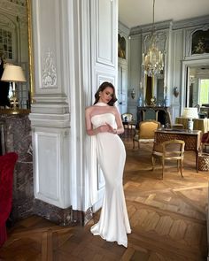 Elegant Outfit Dress, Elegant Dinner Outfit, Rich Women Outfits, Money Woman, Old Money Fall, Rich Outfits, Money Rich, Classy Outfits For Women