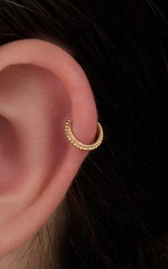 Helix Ring- Solid 14k gold Indian style Ear jewelry   ❖ ❖ ❖ Features: ❖ An Indian styled dainty nose ring. ❖ Made from SOLID 14k gold (no plating, not goldfilled). ❖  Available in 22/20/18/16 gauge (0.6/0.8/1/1.2mm respectively) and 7/8/9mm inner diameter. Please choose your preferred size and usage from the drop-down menus. For explanation, please read below. ❖ For diameters larger than 9mm, please contact us so we can edit the price accordingly. ❖ Comes in a designed jewelry box, ready to be g Helix Earrings Classy, Cheap Pierced Cartilage Earrings For Wedding, Cheap Modern Hoop Cartilage Earrings, Cheap Modern Cartilage Earrings, Ring Cartilage Piercing, Single Helix Earrings, Cheap Modern Cartilage Earrings For Everyday, Affordable Gold Cartilage Earrings For Everyday, Cheap Trendy Hoop Cartilage Earrings