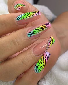 Bright Acrylic Nails, Rainbow Nail Art Designs, Orange Acrylic Nails, Pop Art Nails, Fancy Nails Designs, Print Nails, Pretty Nail Art Designs, Animal Print Nails, Nail Art Designs Videos