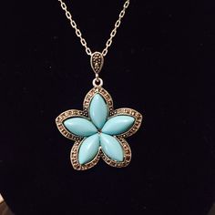 Beautiful Flower Necklace, Bracelet, Earrings Set In Turquoise Color With Marcasite Accents. Silver Plated. Ring Is Size 7. Set Is New Without Tags. Remember To Bundle And Save 10% If You Purchase 2 Or More Items . Reasonable Offers Welcome. Elegant Blue Flower Pendant Jewelry, Blue Gemstone Flower Pendant Jewelry, Elegant Blue Flower Jewelry, Elegant Turquoise Flower Pendant Jewelry, Bohemian Blue Flower Pendant Jewelry, Blue Sterling Silver Flower-shaped Jewelry, Bohemian Turquoise Flower Shaped Jewelry, Bohemian Turquoise Flower-shaped Jewelry, Elegant Blue Flower Pendant Necklace