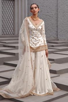 Shop for Jigar Mali White Dupion Silk Embroidered Kurta Sharara Set for Women Online at Aza Fashions Garara Dress, Sharara Designs, Ethereal Elegance, Desi Dress, Floral Frocks, Traditional Indian Dress, Desi Fashion Casual, Pakistani Fancy Dresses, Indian Dresses Traditional