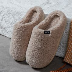 Olivia Mark - Winter Home Slippers with Thickened Sole, Anti-slip, Plush and Warm, Ideal for Couples Fur Shoes, Soft Slippers, Winter Home, Winter Slippers, Shoe Sole, Home Slippers, Flat Slipper, Winter House, House Slippers