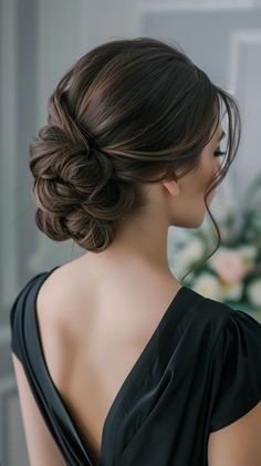 Hairstyles Boy, Hairstyles Pinterest, Deep Brown Hair, Sanggul Modern, Romantic Curls, Low Bun, Elegant Updo, Hairstyles Braids, Sleek Hairstyles