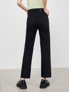 MO&Co. Women's Straight Frayed Cotton Jeans Features : - High waist- Slip pocket design- White edge of trousersCode : MBB3JENT20Length of size M is 89cmBlack : Model is 176cm tall and wearing a size M MATERIALS & CARE : Material : 99.1% Cotton 0.9% SpandexMachine wash under 30℃ Do not bleach, hang to dry Do not tumble dry, iron at low temperature Do not dry clean, do not expose to the sun The reverse side is washed in a mesh bag, do not soak Tips : 1. The leather tag part should not be ironed or Leather Tag, Cotton Jeans, Mesh Bag, Pocket Design, Workout Pants, Flare Jeans, The Sun, Black Jeans, Bleach