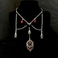 Handcrafted adjustable gothic choker with red and black beads, silver bat charms and connectors and red bat pendant 🦇 Silver Vampire Choker For Halloween, Gothic Jewelry Diy, Goth Stuff, Bat Pendant, Gothic Choker, Goth Choker, Gothic Chokers, Witchy Stuff, Gothic Jewelry